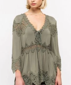 POL TOPS FRONT TIE DETAIL TUNIC TOP