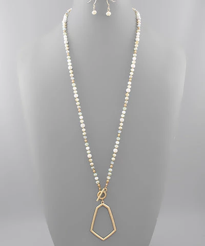 GOLDEN STELLA NECKLACES HEXAGON PENDANT BEAD NECKLACE 1 GOLDEN STELLA NECKLACES HEXAGON PENDANT BEAD NECKLACE