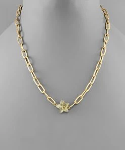 GOLDEN STELLA STAR STONE CHAIN NECKLACE
