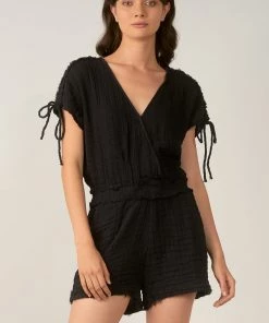 ELAN PILLOW ROMPER SHORTS SET