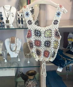 POL CROCHET PATCH TOP