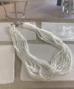 SAACHI LUMOS CRYSTAL NECKLACE NECKLACES