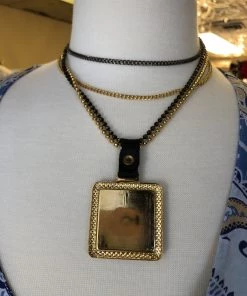 SUZI SQUARE GOLD NECKLACE NECKLACES