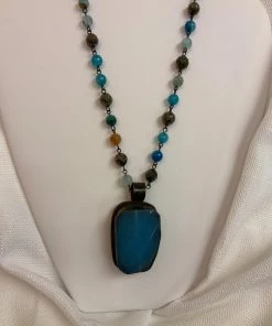 MELANIA CLARA STONE BEAD NECKLACE