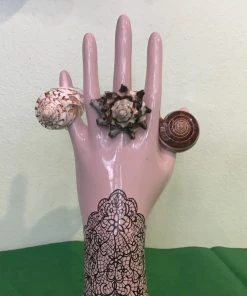 SUZI SEA SHELL RINGS