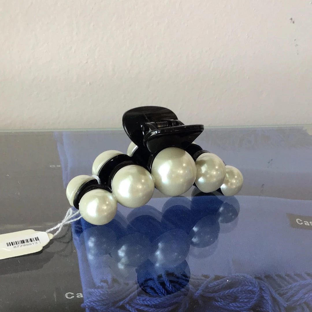 SMP HATS, HEADWEAR & HAIR ACCESSORIES PEARL HAIR CLIP 1 SMP HATS, HEADWEAR & HAIR ACCESSORIES PEARL HAIR CLIP