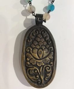 MELANIA CLARA STONE BEAD NECKLACE